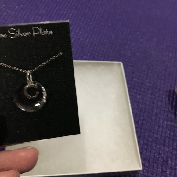 NEW Silver C Initial Pendant - Picture 3 of 3